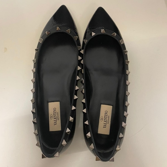 Valentino Shoes - BNIB Valentino Rockstud Ballerina Flat Size 8.5